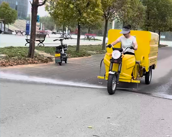 多功能電動三輪高壓沖洗車